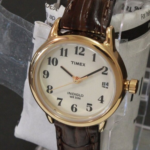 Easy Reader Retro Design Ladies Quartz Watch With Indiglo  By Timex 25mm main image 4